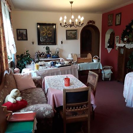 Gaestehaus "Gisela" Im Fuerstlichen Fischhaus Schillingsfürst المظهر الخارجي الصورة