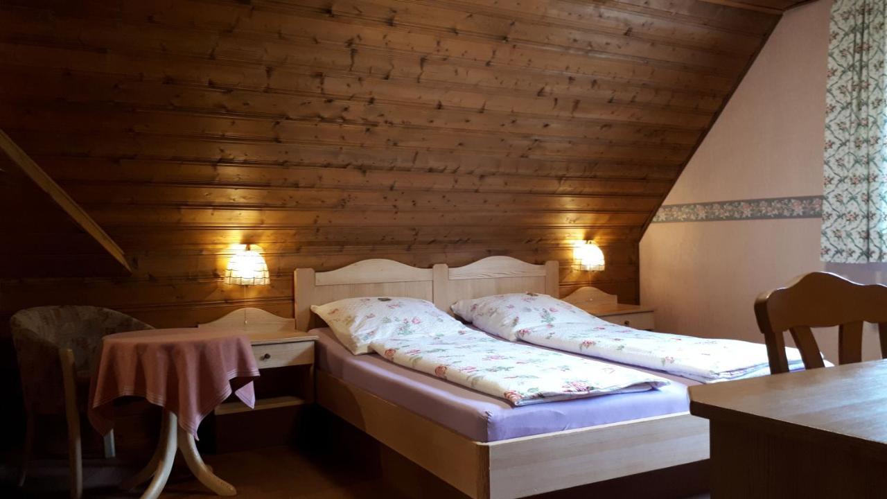 Gaestehaus "Gisela" Im Fuerstlichen Fischhaus Schillingsfürst المظهر الخارجي الصورة