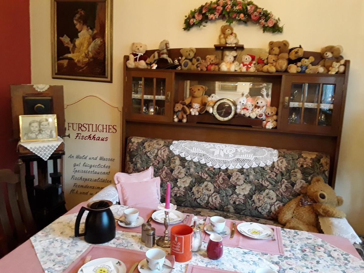 Gaestehaus "Gisela" Im Fuerstlichen Fischhaus Schillingsfürst المظهر الخارجي الصورة